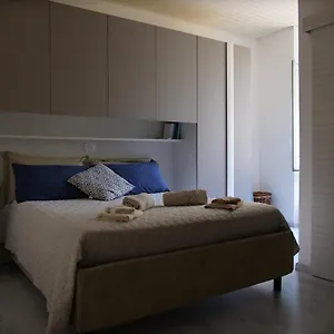 https://la-casetta-di-imperia.hotelitalianriviera.com